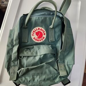 Fjall Raven Kanken Mini Classic Backpack 23561